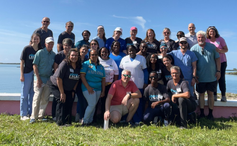 Group photo of Baptist Alumni on the Medical Mission Trip