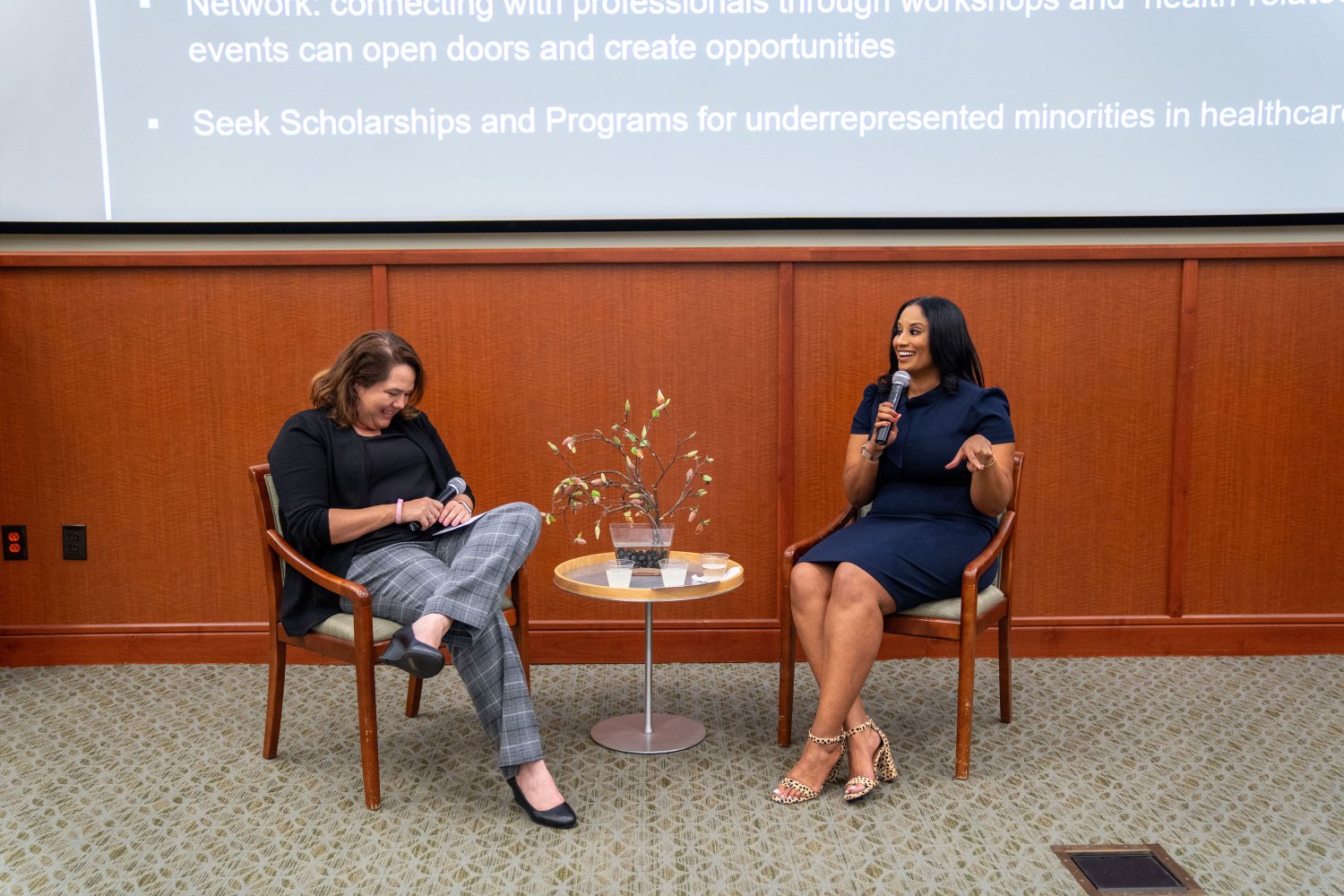 Keynote Speaker Jamila Smith-Young with Professor Briana Jieger sitting down having a discussion